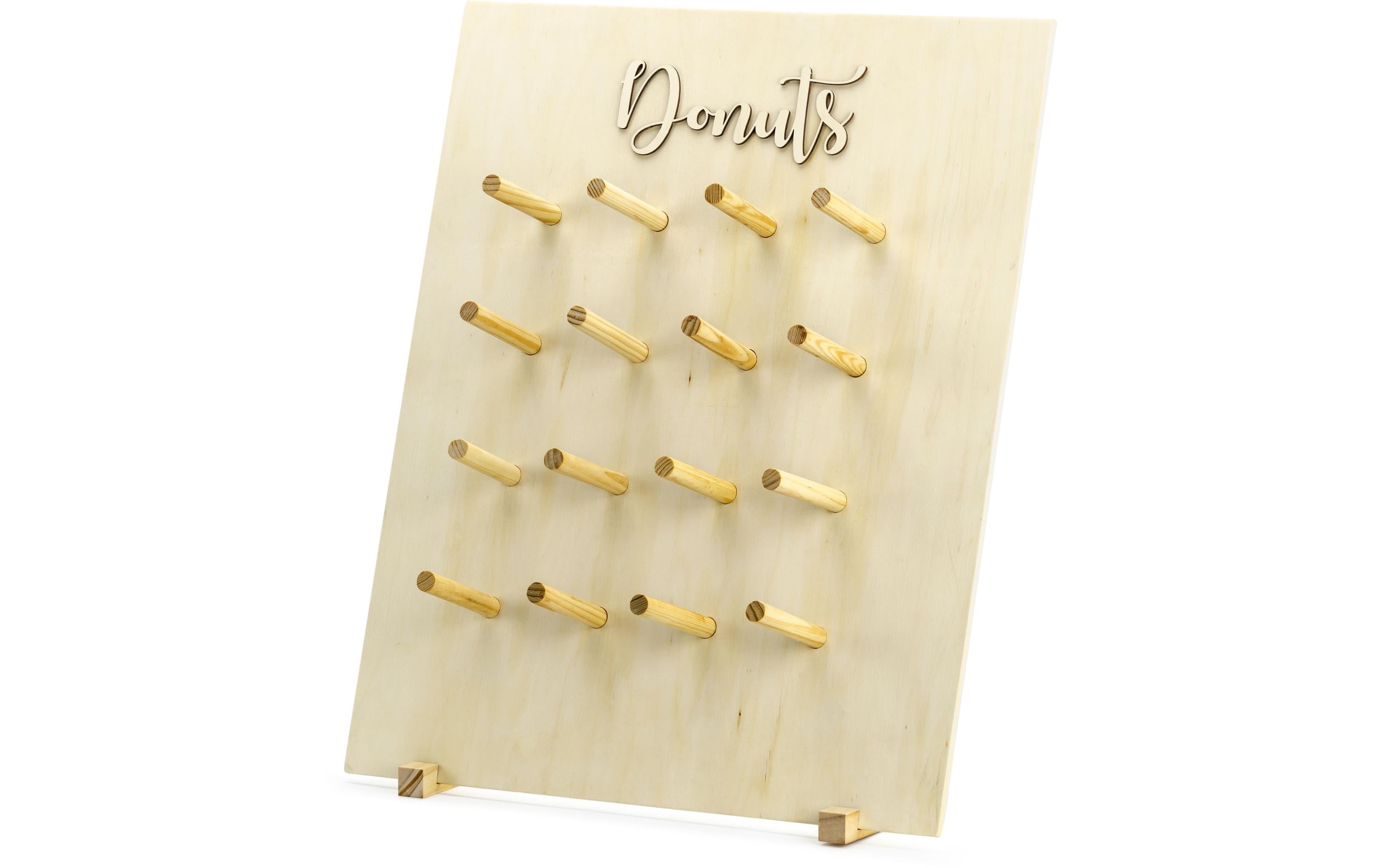 Partydeco Donut Wand Holz, 45 x 55 cm, 16 Aufhänger