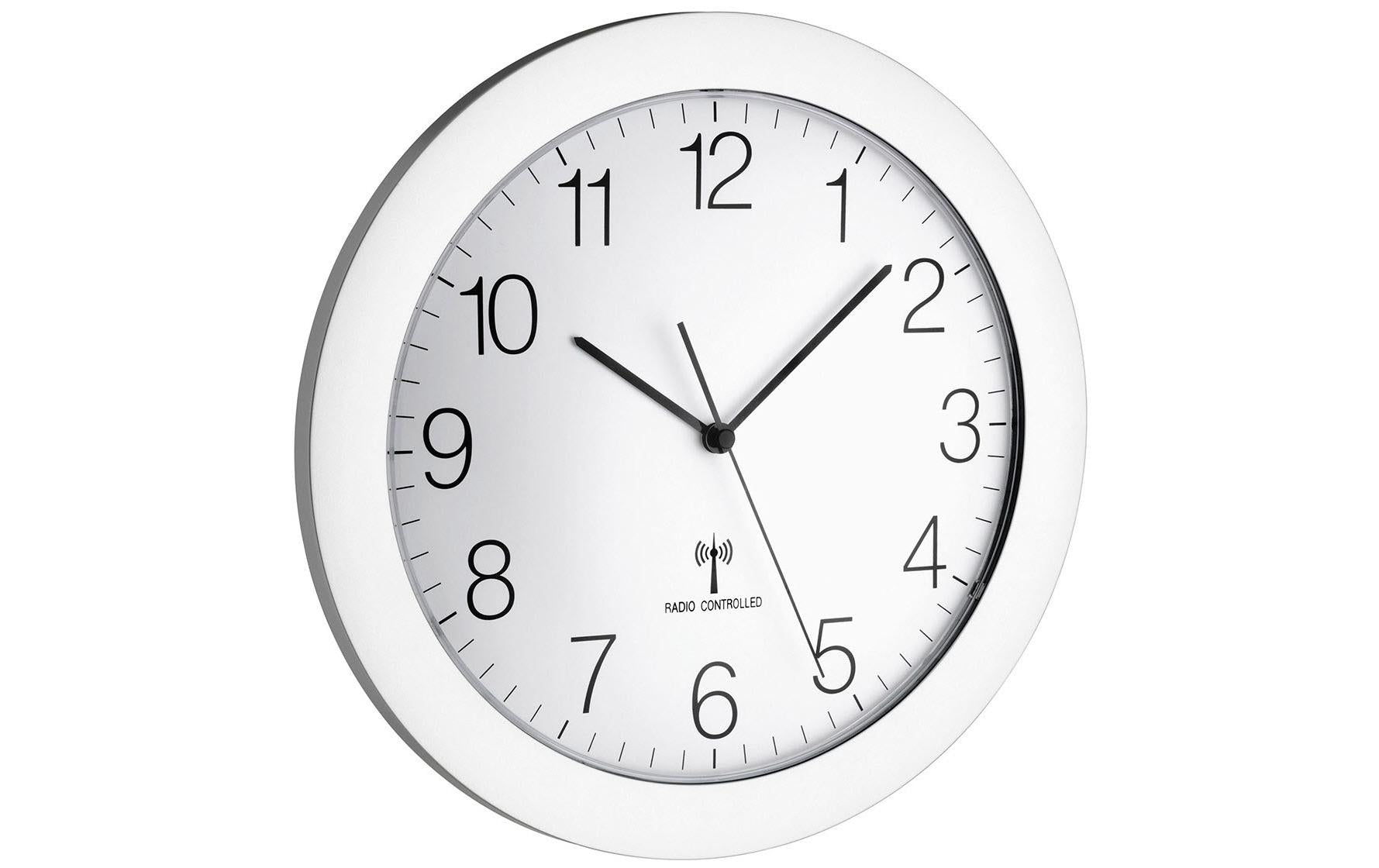 TFA Funk-Wanduhr ohne Batterie