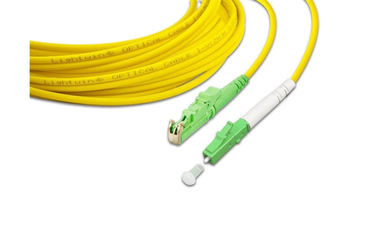 Lightwin LWL Simplex HQ Patchkabel Singlemode 9/125µm, E2000/APC-LC/APC, 1m