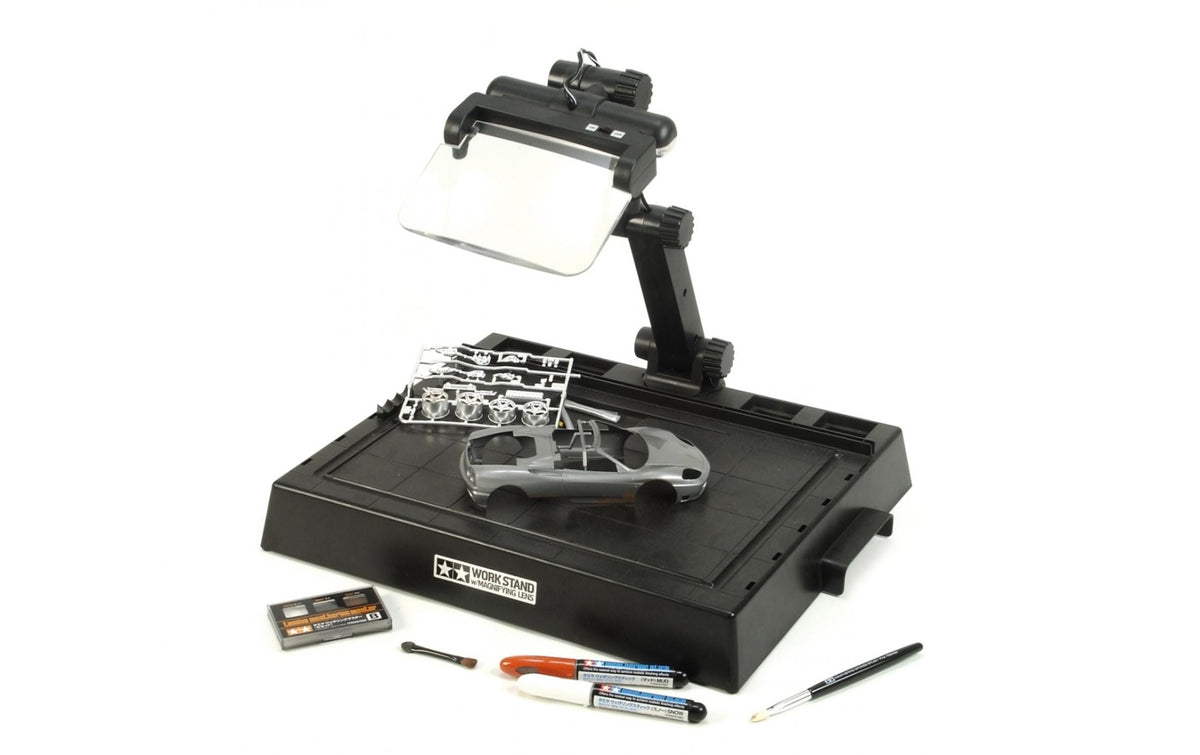 Tamiya Arbeitsstation Modellbau Licht und Lupe