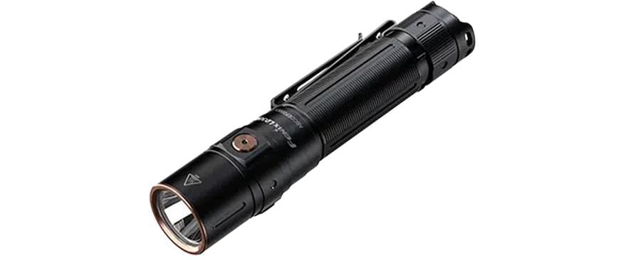 Fenix Taschenlampe LD30 1700 Lumen, mit Akku