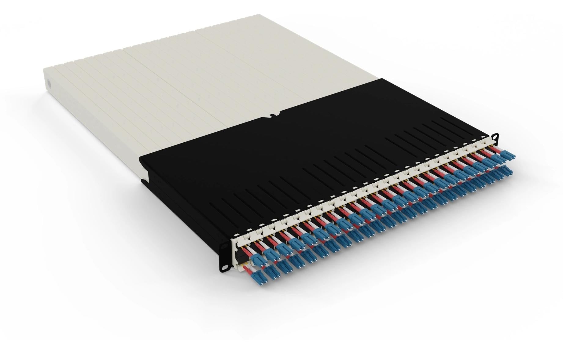 Patchbox One 19", Singlemode OS2, LC-LC inkl. 24 Kassetten mit 1.8m LWL Patchkabel
