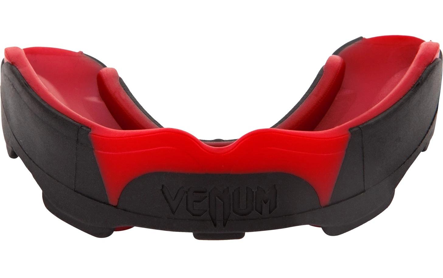 Venum Predator Mouthguard Black/Red