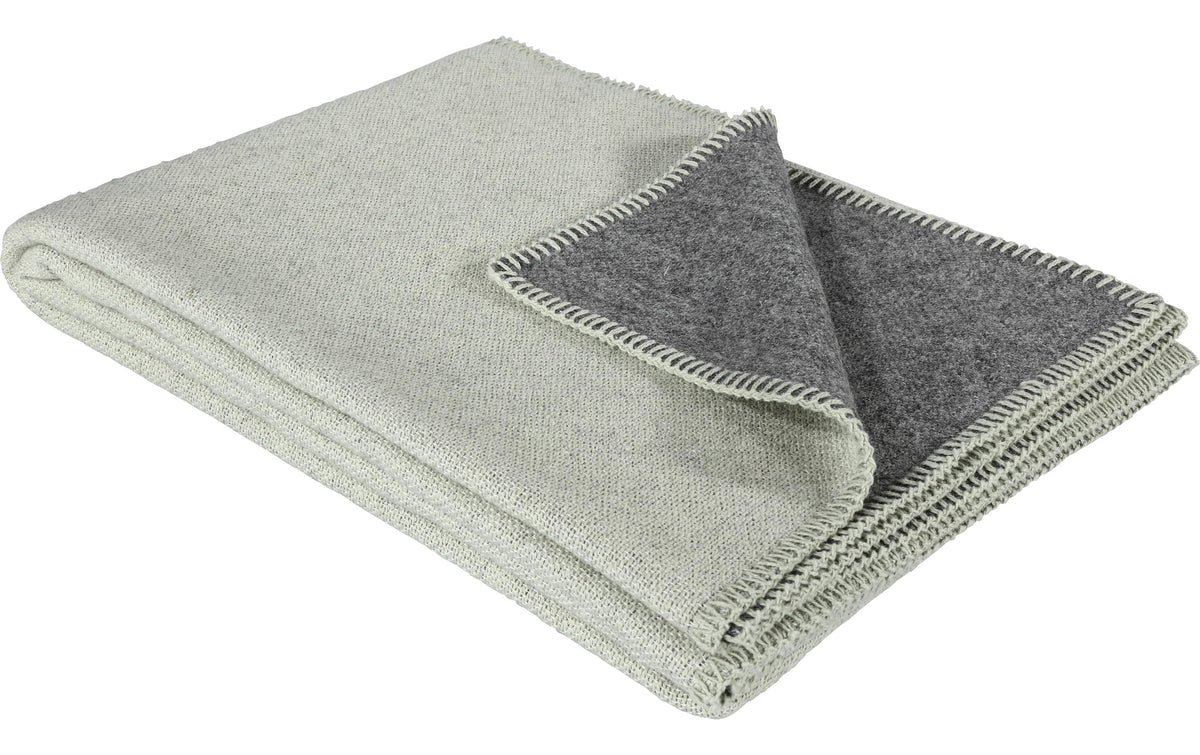 Eskimo Decke Cotola 130x200 cm, Salbei 60% Baumwolle, 40% Wolle, waschbar 30 Grad