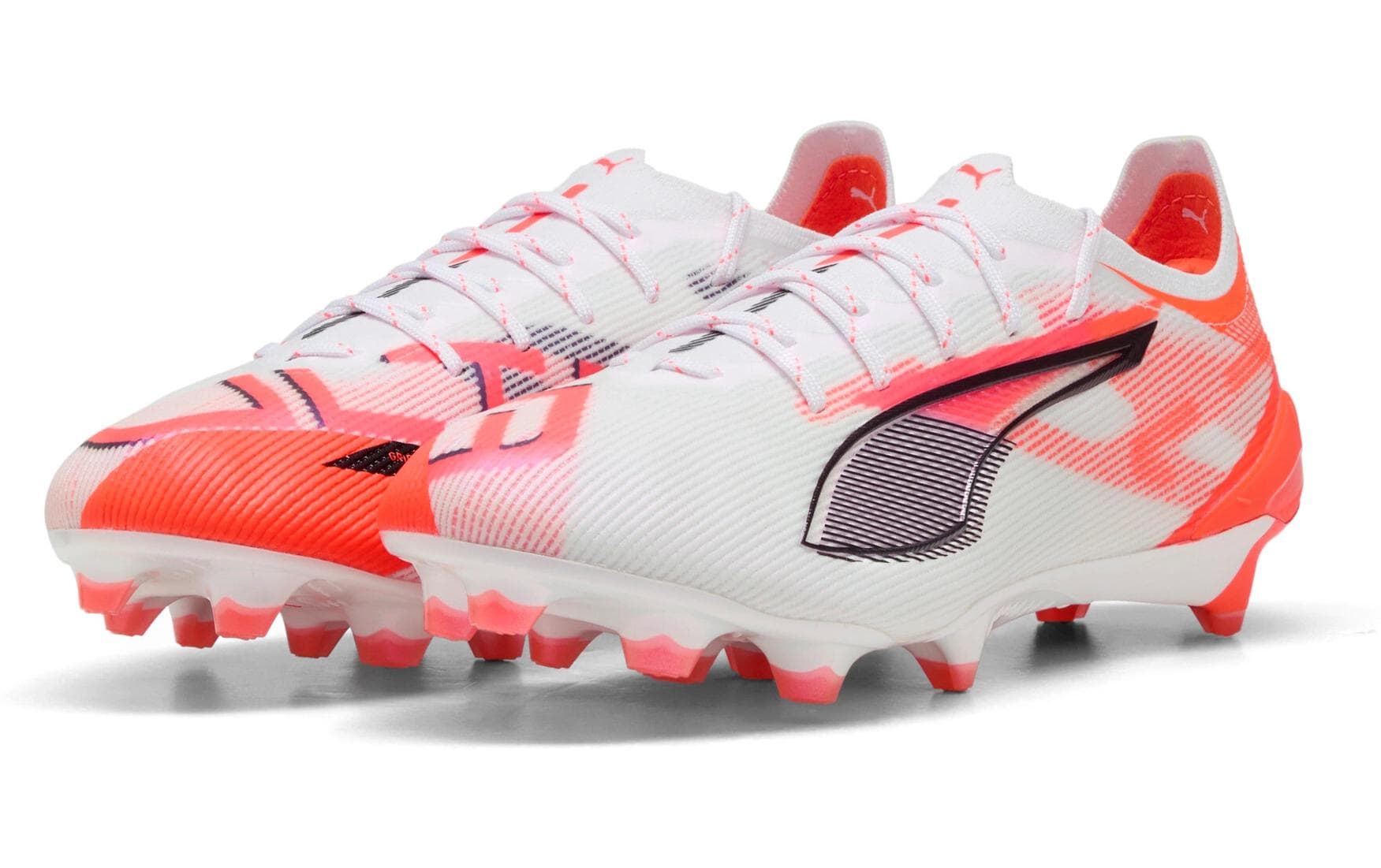 PUMA Shoes Ultra 5 Ultimate FG Grösse: 40, Farbe: white