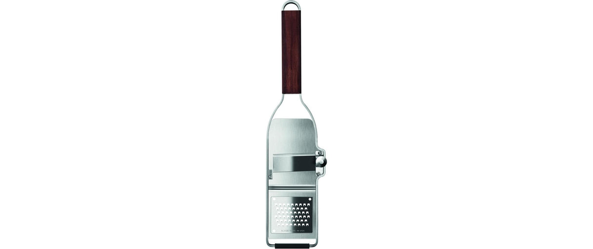 Microplane Master Trüffelprofi Hobel Reibe Walnussholzgriff 30,4x6,3x1,8cm