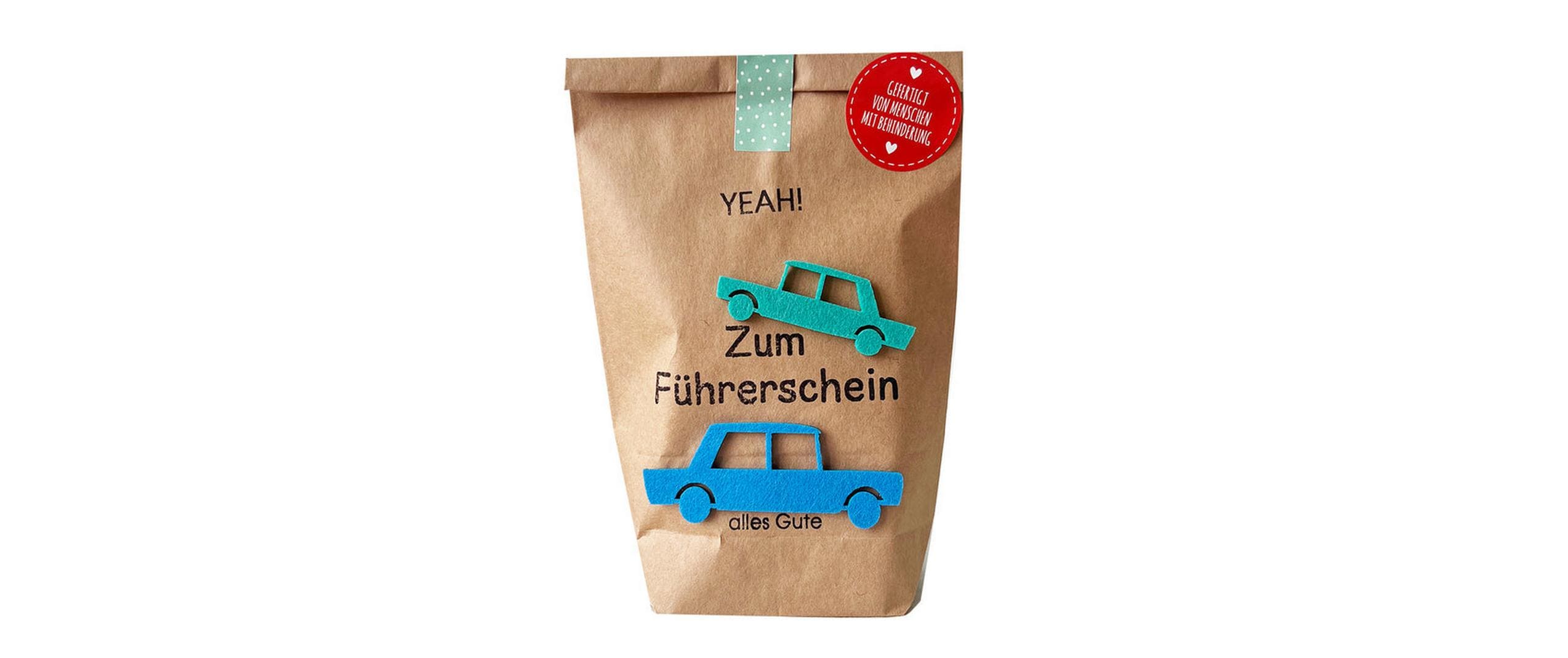 Mitbringsel Wundertüte Führerschein 14x22 cm diverse Inhalte