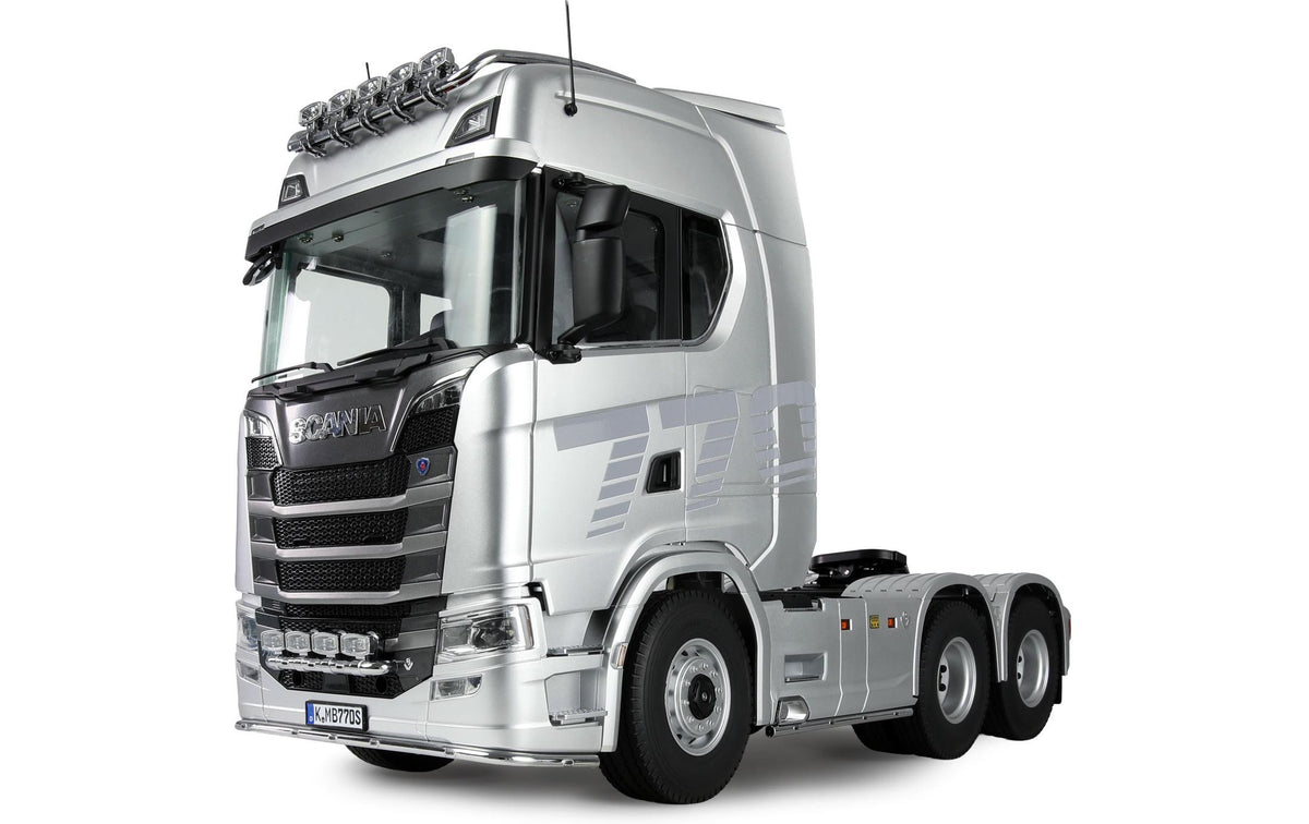 Amewi Scania 770 S Zugmaschine 6x6 1:14 RTR silber