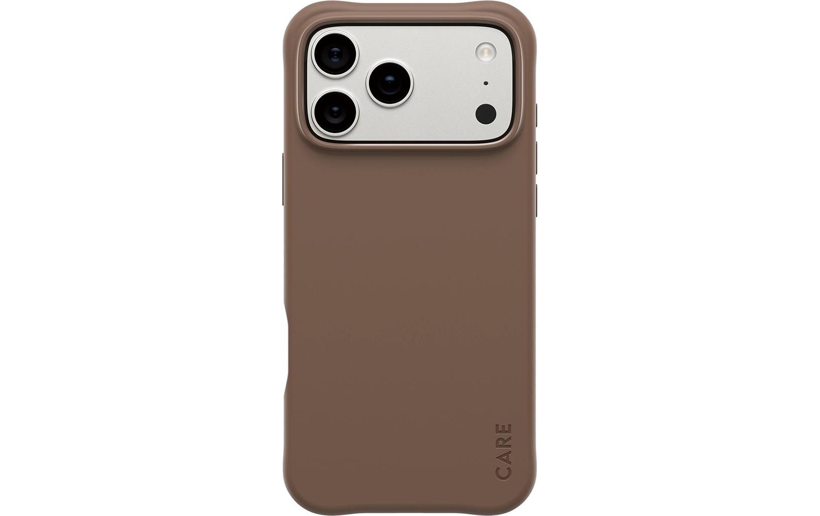 CARE Fashionable Case Samba with MagSafe für iPhone 17 Pro Max, Espresso