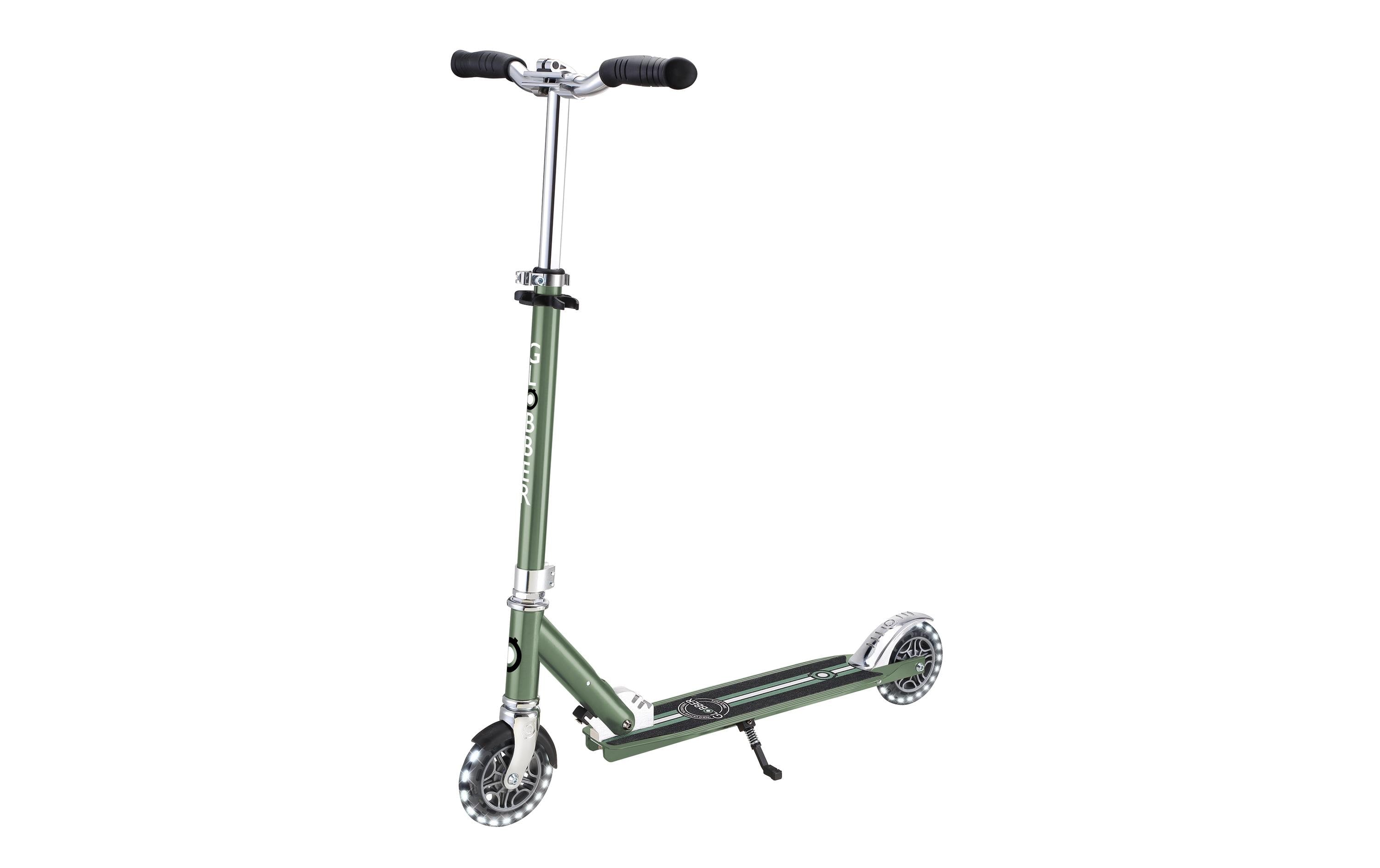 Globber Flow Element Olive Lights