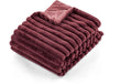 Tiseco Decke Rabbit Stripe 130x170 cm bordeaux