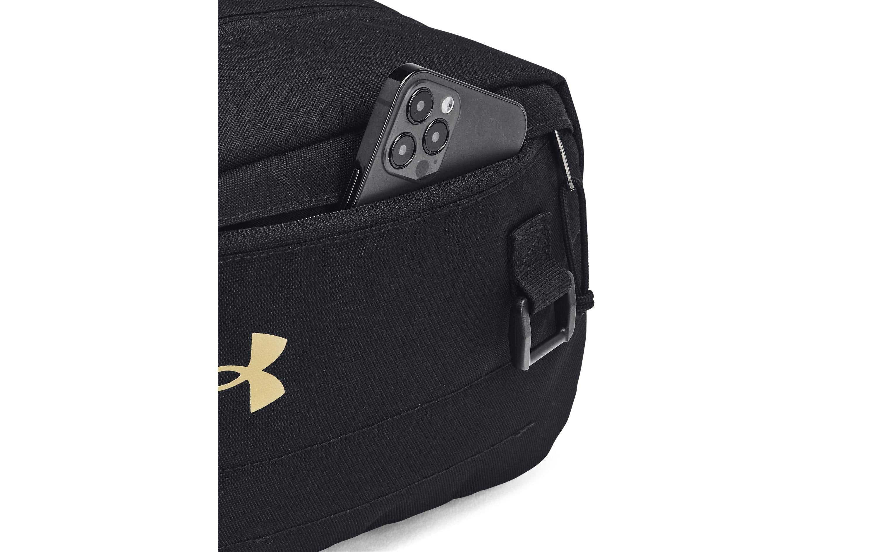 Under Armour Necessaire Farbe: Schwarz