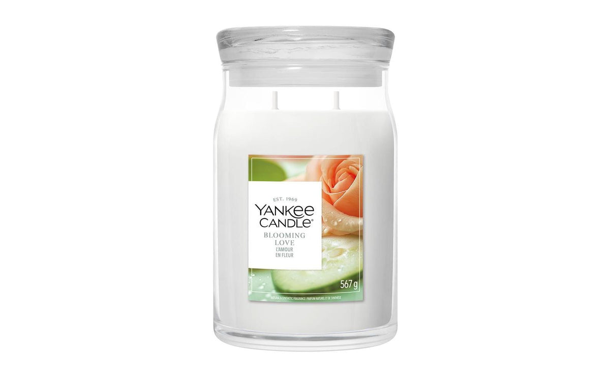 Yankee Candle Blooming Love Signature Large Jar