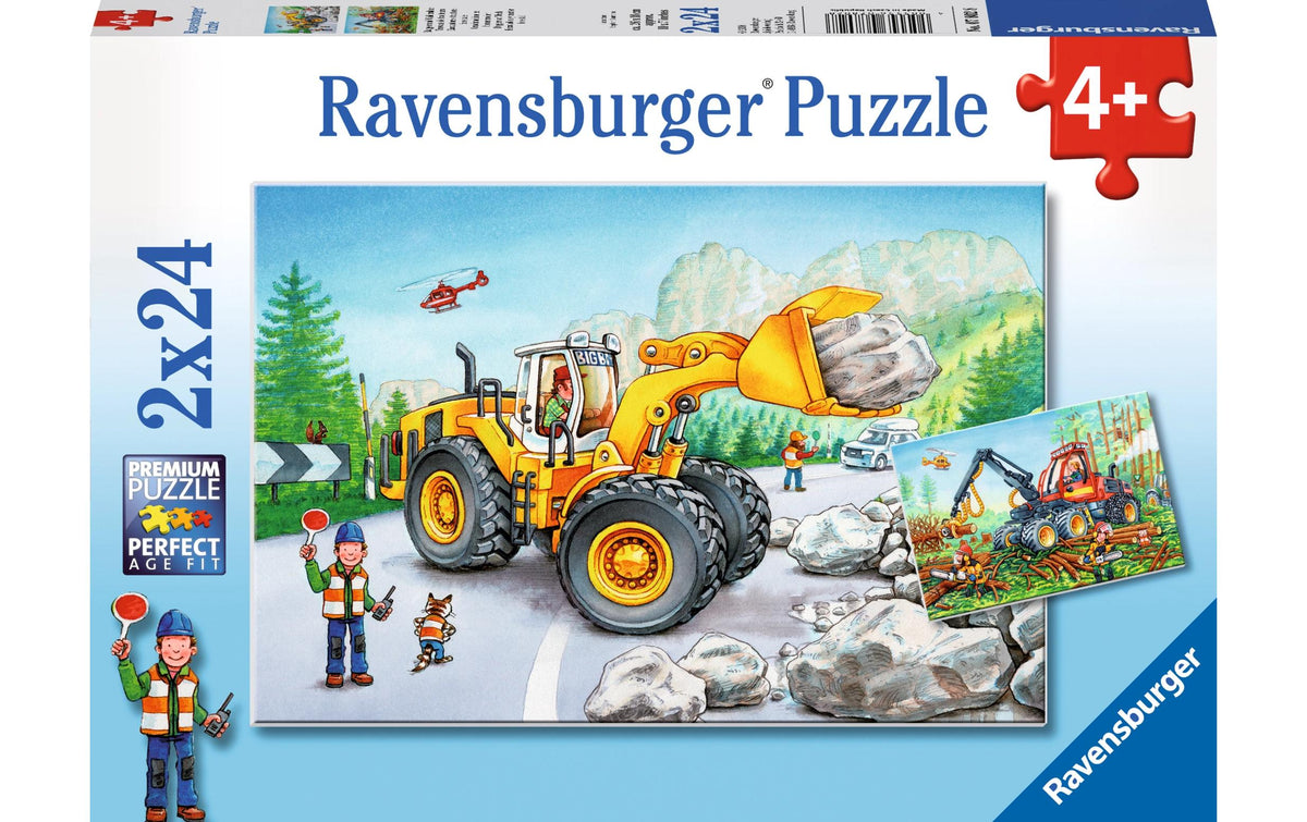 Bagger und Waldtraktor