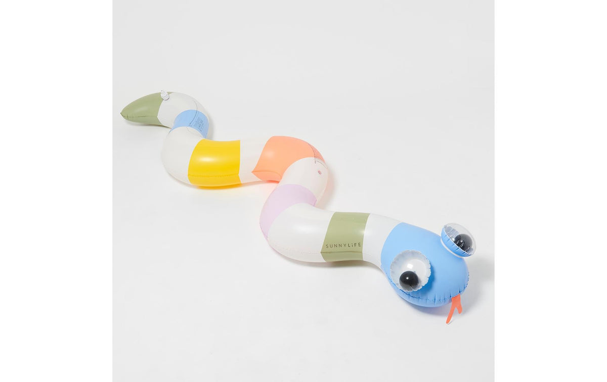 Inflatable Sprinkler Into the Wild Multi
