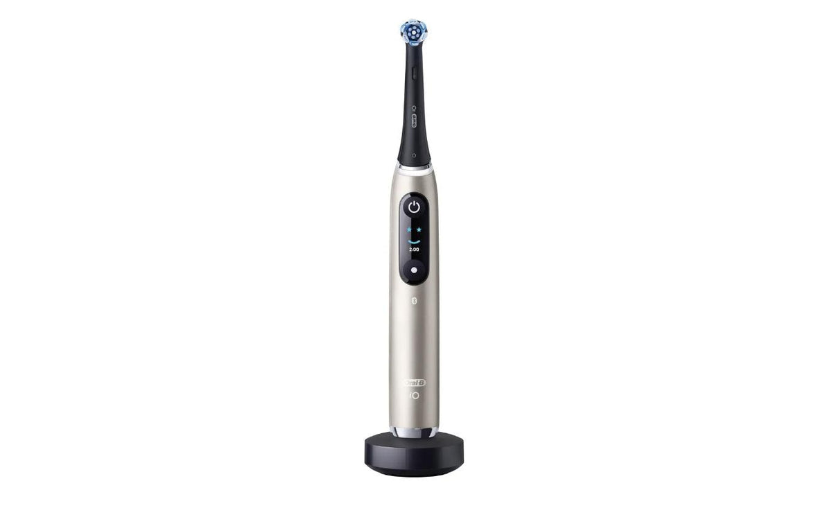 Oral-B iO Series 9 Gold Special Edition mit schwarzen Aufsteckbürsten