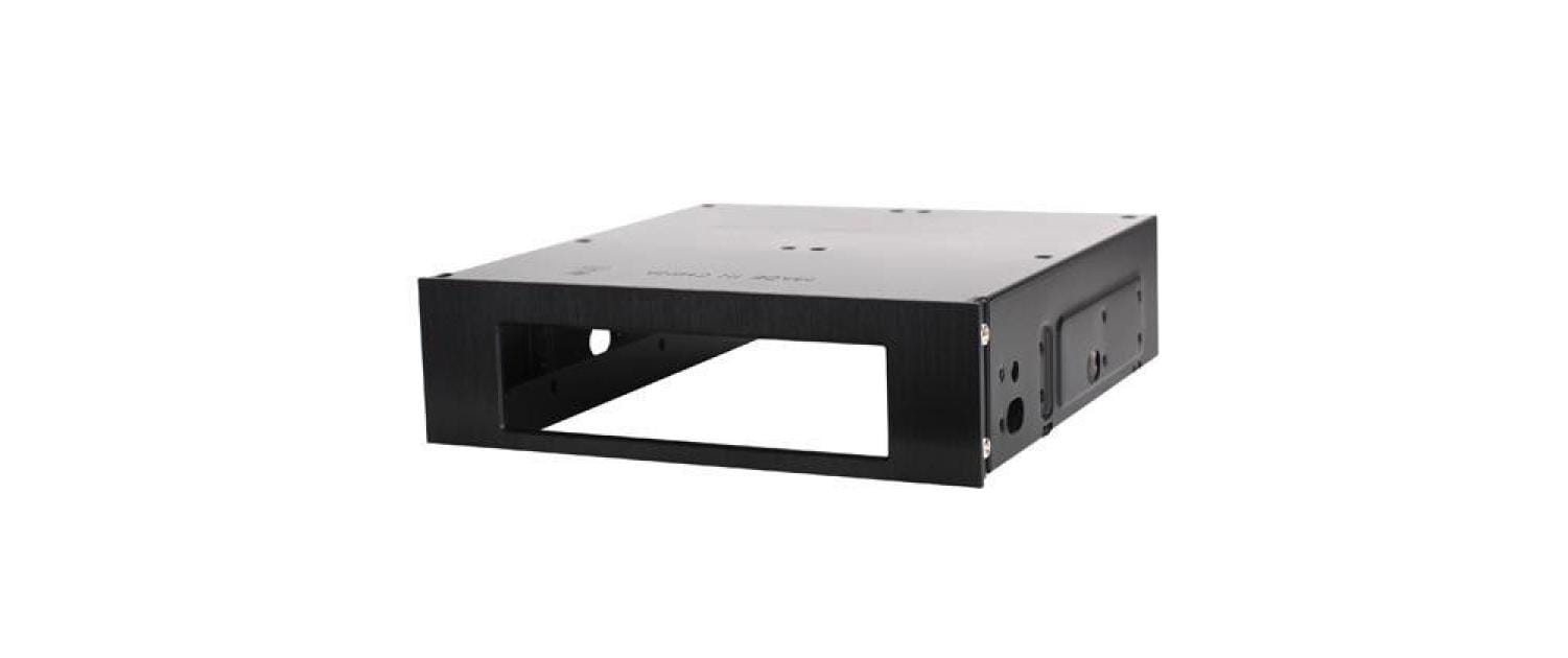 FP-55B Cardreader Einbaurahm. 5.25" Schwarz Alu Frontblende mit Stahlträger