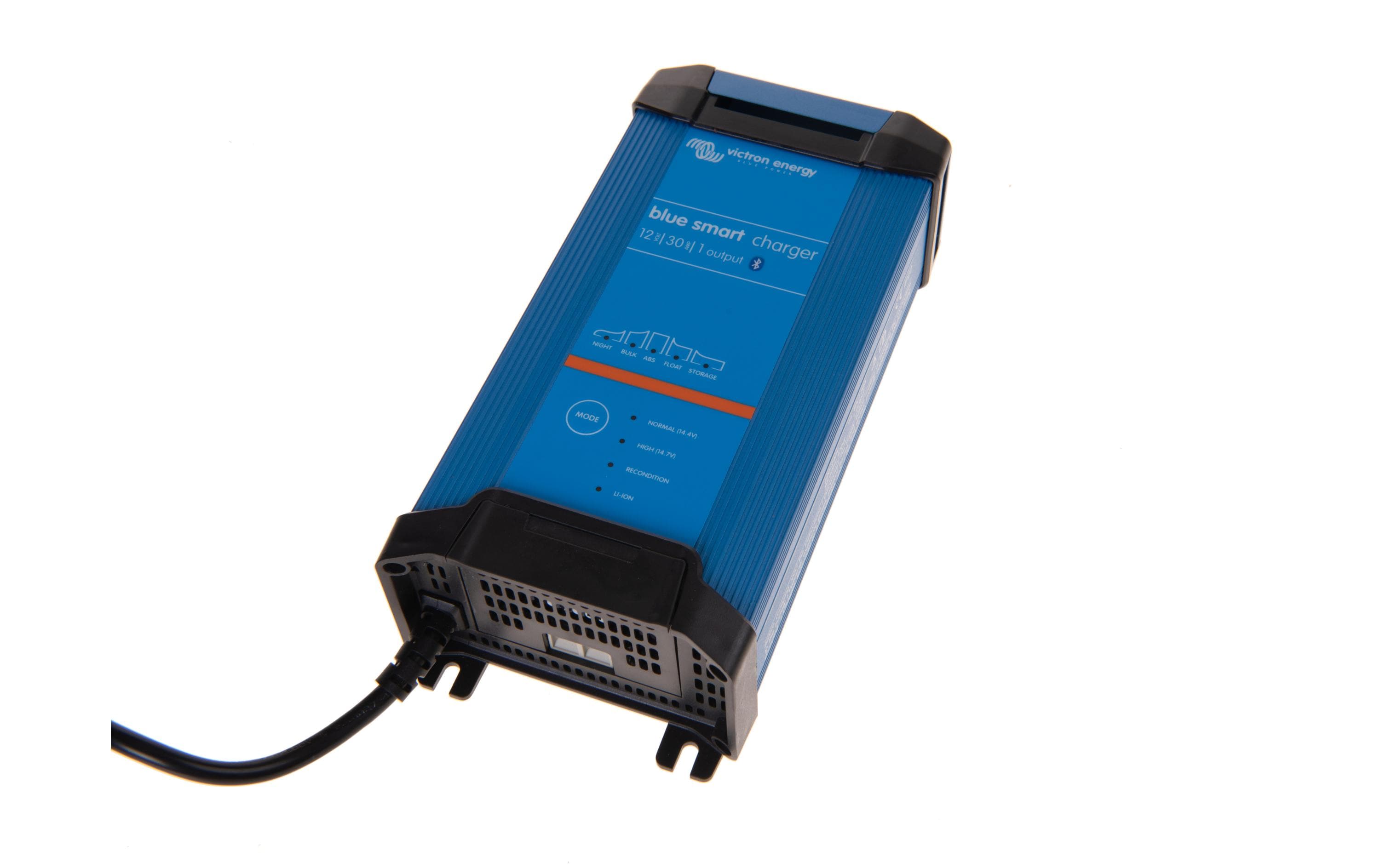 Victron Ladegerät 12/30 IP22, smart, BPC123047002
