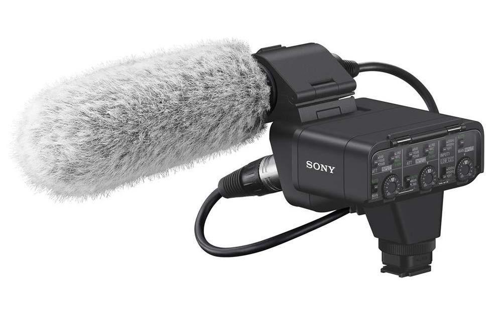 Sony XLR K3M Adapter-Kit und Mikrofon