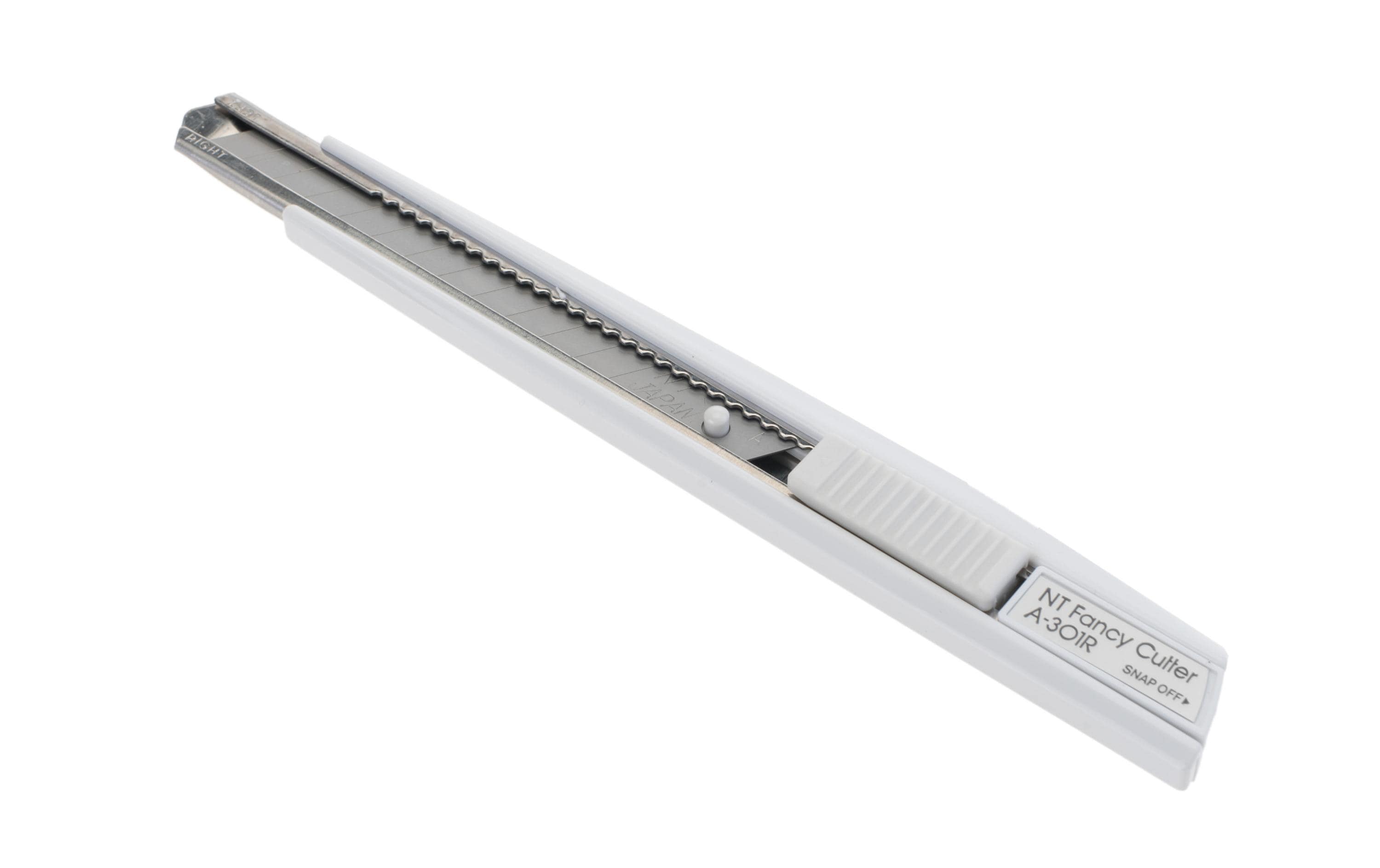 NT Cutter A-301 RP Auto Lock weiss